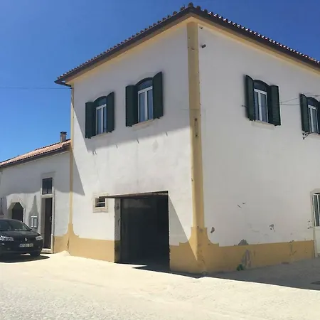Casa Da Ponte * Redinha